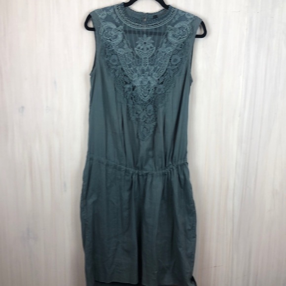 HIGH CROCHET NECK CINCH WAIST HEARTFELT DRESS - Picture 2 of 10